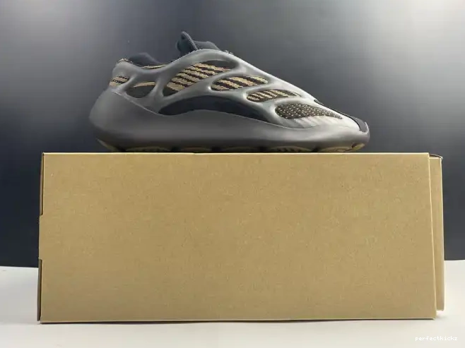 ADIDAS 700 GY0189 YEEZY V3 0604